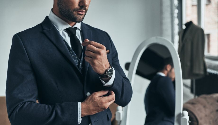 How long should suit sleeves be? The Iconicman’s ultimate guide