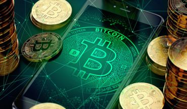 Is It Still Worth Investing In Bitcoin In 2019? Here's What Experts Have To Say