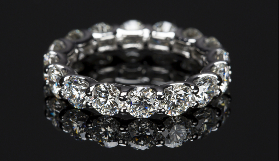 Enternity band Engangement Rings Style