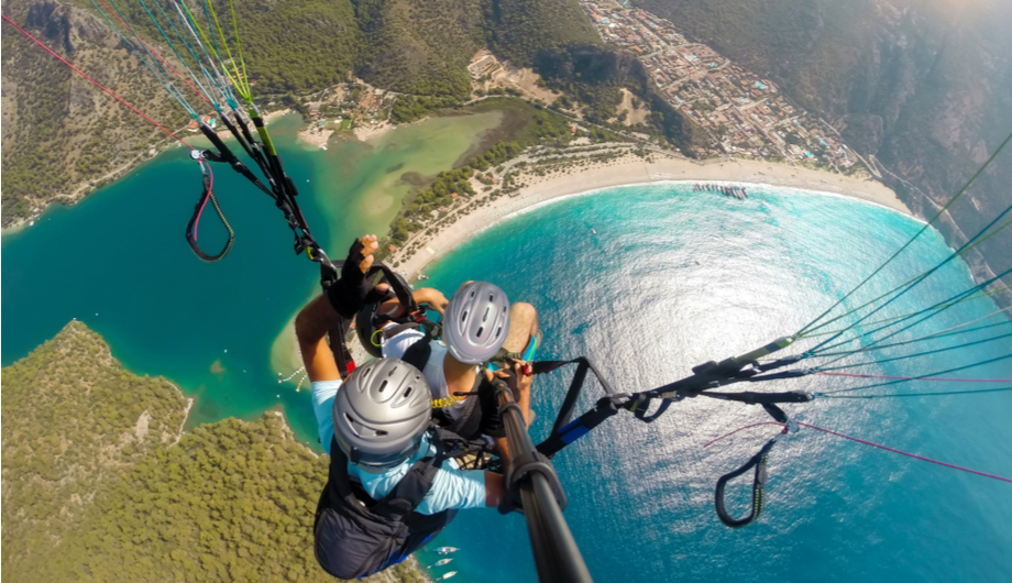 Paragliding Extreme Sports